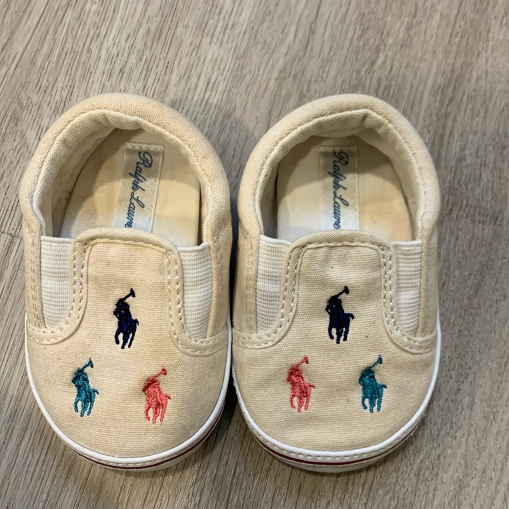 Baby polo crib shoes size 3
